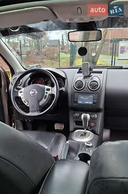 Внедорожник / Кроссовер Nissan Qashqai 2011 в Черновцах