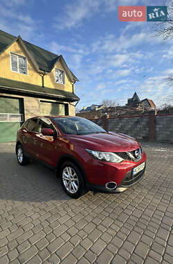 Внедорожник / Кроссовер Nissan Qashqai 2016 в Луцке