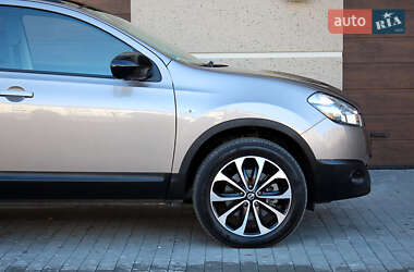 Внедорожник / Кроссовер Nissan Qashqai 2013 в Виннице