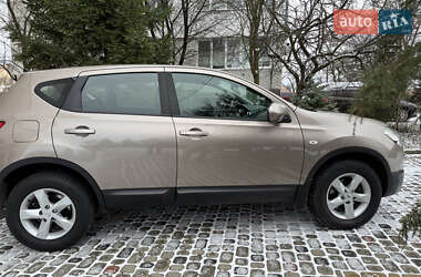 Внедорожник / Кроссовер Nissan Qashqai 2013 в Золочеве