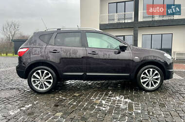 Внедорожник / Кроссовер Nissan Qashqai 2010 в 