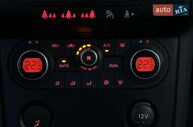 Внедорожник / Кроссовер Nissan Qashqai 2007 в 