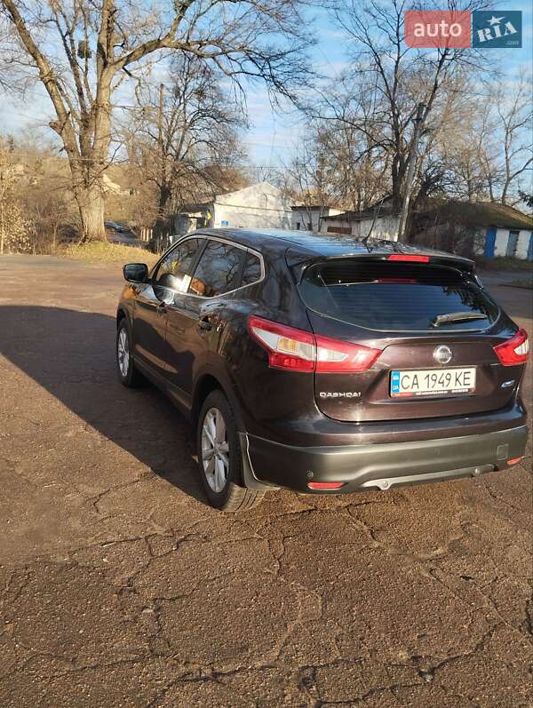Позашляховик / Кросовер Nissan Qashqai 2014 в Черкасах