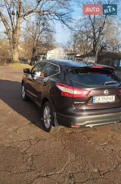 Позашляховик / Кросовер Nissan Qashqai 2014 в 