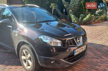 Позашляховик / Кросовер Nissan Qashqai 2011 в Києві