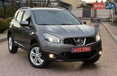 Позашляховик / Кросовер Nissan Qashqai 2011 в Стрию