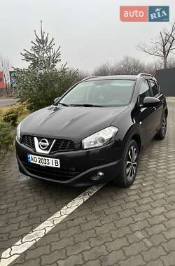 Позашляховик / Кросовер Nissan Qashqai 2010 в Ужгороді