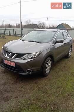 Позашляховик / Кросовер Nissan Qashqai 2014 в Луцьку