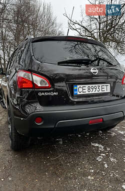 Внедорожник / Кроссовер Nissan Qashqai 2010 в Вижнице