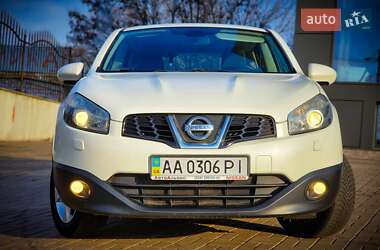 Позашляховик / Кросовер Nissan Qashqai 2013 в Києві