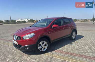 Позашляховик / Кросовер Nissan Qashqai 2010 в Києві