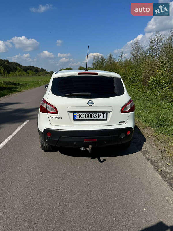 Внедорожник / Кроссовер Nissan Qashqai 2011 в Рава-Русской