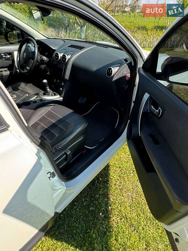 Внедорожник / Кроссовер Nissan Qashqai 2011 в Рава-Русской