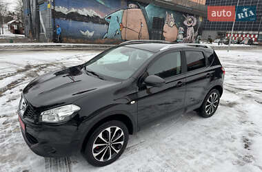 Позашляховик / Кросовер Nissan Qashqai 2011 в Луцьку