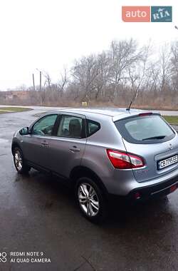 Внедорожник / Кроссовер Nissan Qashqai 2011 в 