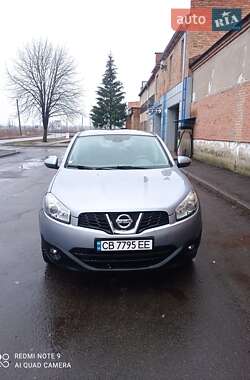 Внедорожник / Кроссовер Nissan Qashqai 2011 в 