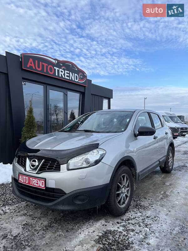 Позашляховик / Кросовер Nissan Qashqai 2012 в Львові