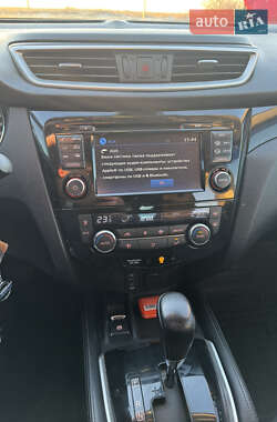 Внедорожник / Кроссовер Nissan Qashqai 2016 в 