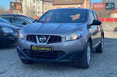 Внедорожник / Кроссовер Nissan Qashqai 2010 в 
