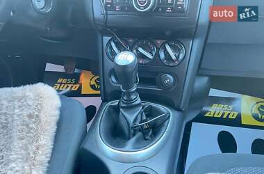 Внедорожник / Кроссовер Nissan Qashqai 2010 в 