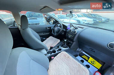 Внедорожник / Кроссовер Nissan Qashqai 2010 в 
