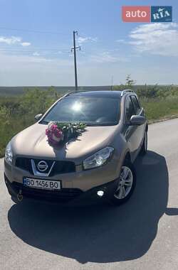 Nissan Qashqai 2012