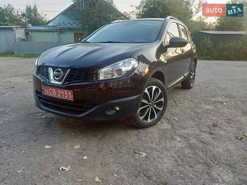 Внедорожник / Кроссовер Nissan Qashqai 2011 в Ивано-Франковске