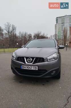 Позашляховик / Кросовер Nissan Qashqai 2011 в Одесі