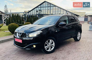 Позашляховик / Кросовер Nissan Qashqai 2011 в Стрию