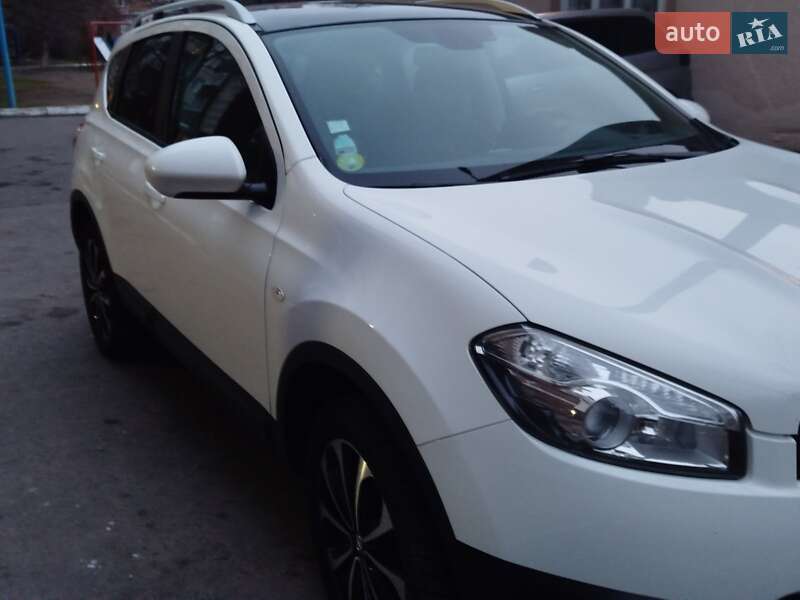 Внедорожник / Кроссовер Nissan Qashqai 2011 в Ровно