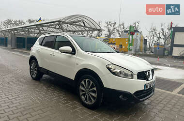 Позашляховик / Кросовер Nissan Qashqai 2011 в Києві