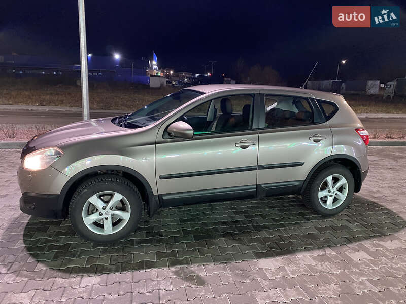 Nissan Qashqai 2011