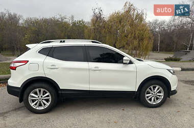 Внедорожник / Кроссовер Nissan Qashqai 2016 в 
