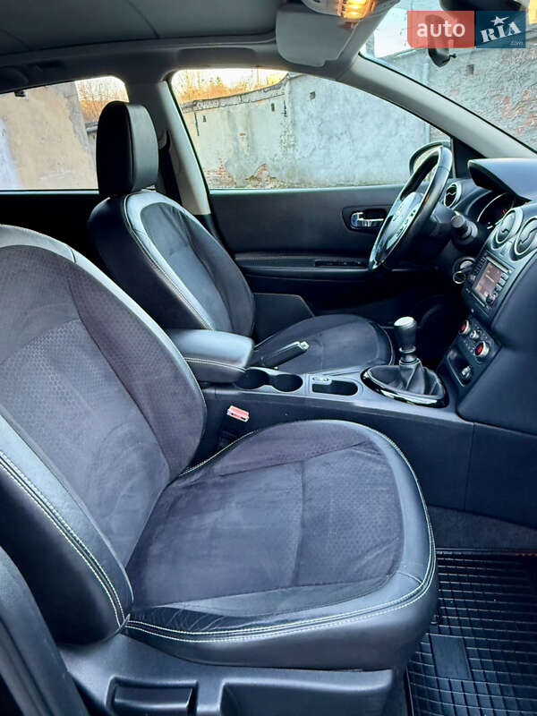 Внедорожник / Кроссовер Nissan Qashqai 2013 в Львове