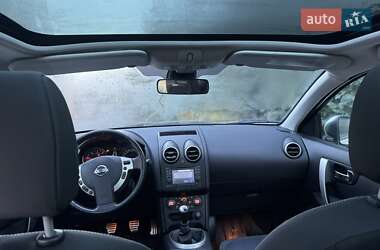 Внедорожник / Кроссовер Nissan Qashqai 2010 в 