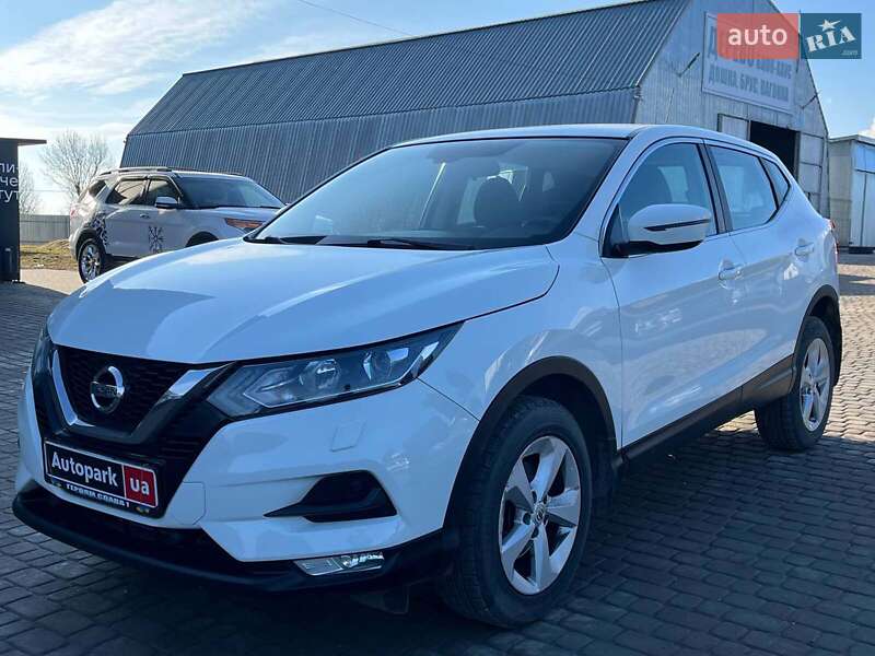 Позашляховик / Кросовер Nissan Qashqai 2018 в Львові