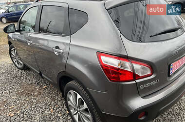 Позашляховик / Кросовер Nissan Qashqai 2013 в Луцьку