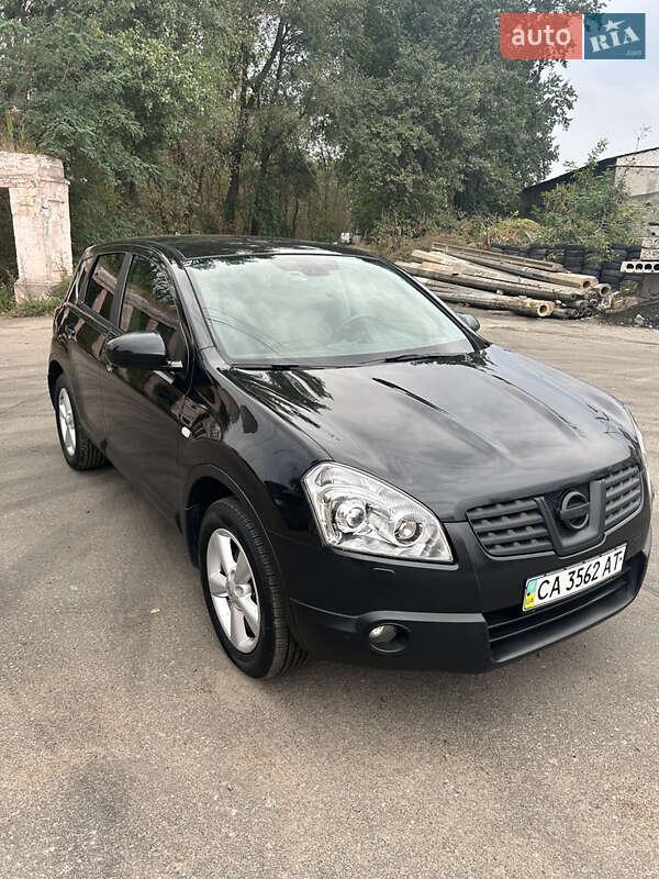 Позашляховик / Кросовер Nissan Qashqai 2008 в Києві