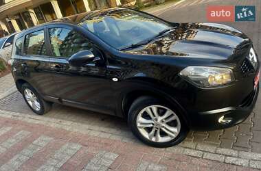 Внедорожник / Кроссовер Nissan Qashqai 2012 в Киеве