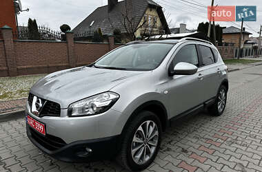 Позашляховик / Кросовер Nissan Qashqai 2010 в Луцьку