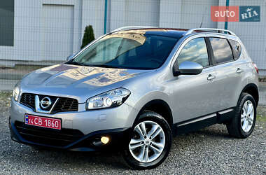 Внедорожник / Кроссовер Nissan Qashqai 2012 в Стрые