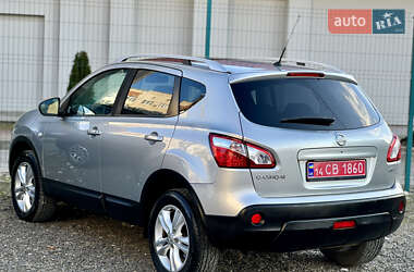 Внедорожник / Кроссовер Nissan Qashqai 2012 в Стрые