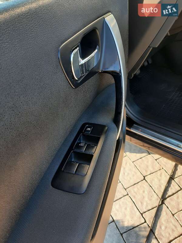 Внедорожник / Кроссовер Nissan Qashqai 2012 в Луцке