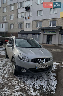 Внедорожник / Кроссовер Nissan Qashqai 2010 в Умани