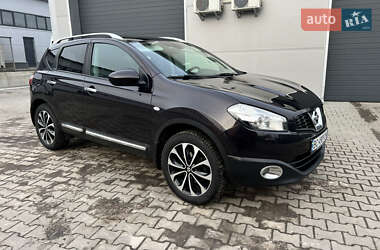 Внедорожник / Кроссовер Nissan Qashqai 2010 в 