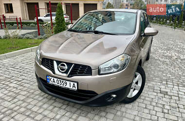 Внедорожник / Кроссовер Nissan Qashqai 2012 в Черкассах