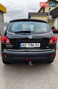 Внедорожник / Кроссовер Nissan Qashqai 2008 в 