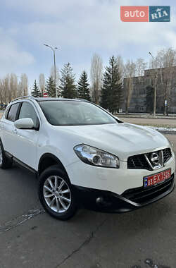 Позашляховик / Кросовер Nissan Qashqai 2010 в Миргороді