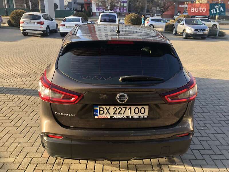 Внедорожник / Кроссовер Nissan Qashqai 2020 в Хмельницком