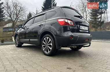 Позашляховик / Кросовер Nissan Qashqai 2012 в Львові